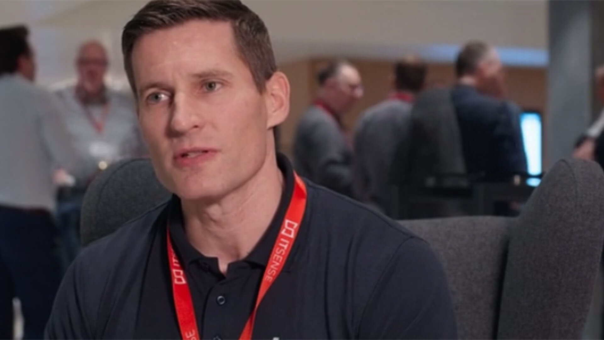 Fabian Schmid - Synergien zwischen Business und Fachabteilungen